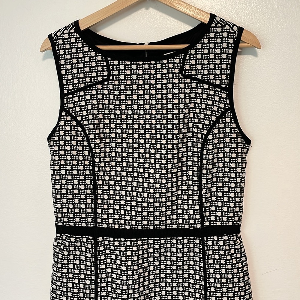EUC Laundry Shelli Segal Dress. SZ 10 - Picture 2 of 8
